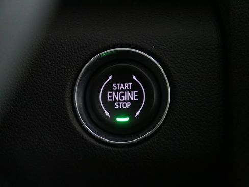 New 2026 GMC Acadia Denali Ultimate w/ LPO, Floor Liner Package image 30