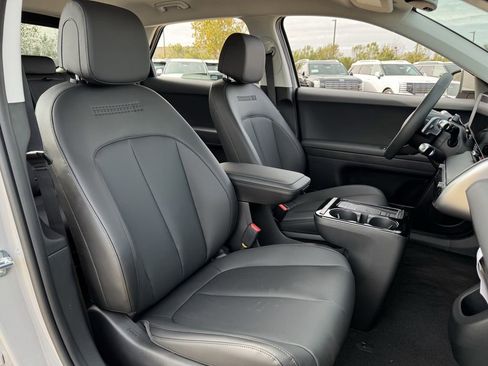 New 2026 Hyundai Ioniq 5 SEL image 22