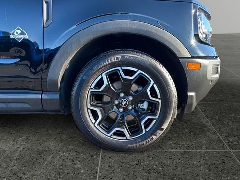 Used 2025 Ford Bronco Sport Outer Banks w/ Outer Banks Tech Package+ image 9