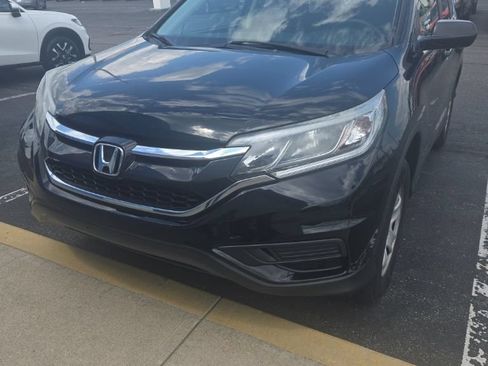 Used 2016 Honda CR-V LX image 2