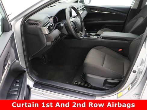 Certified 2025 Toyota Camry LE image 14