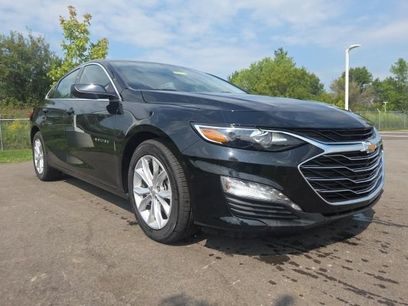 Used 2025 Chevrolet Malibu LT