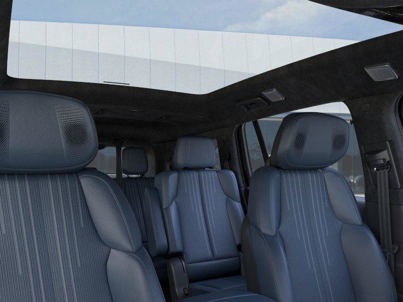 New 2025 Cadillac Escalade IQ Luxury 2 AWD/4WD image 25