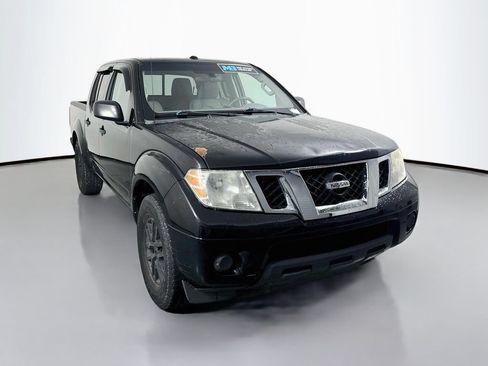 Used 2016 Nissan Frontier SV RWD image 3