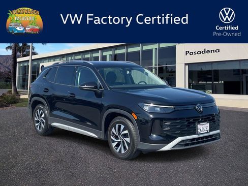 Certified 2026 Volkswagen Tiguan S FWD image 1