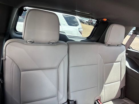 Used 2021 GMC Yukon SLT w/ SLT Luxury Plus Package image 28