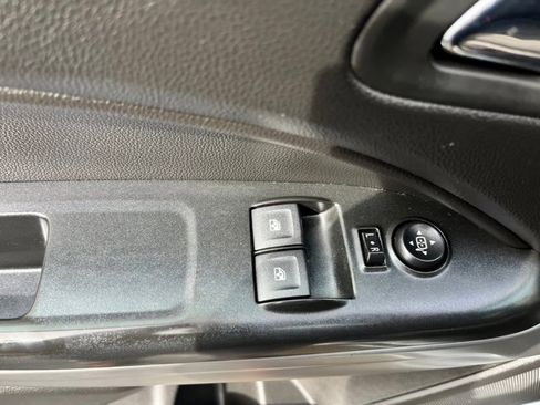 Used 2018 Chevrolet Colorado LT w/ LT Convenience Package image 28