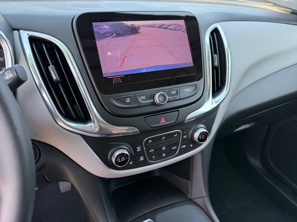 Used 2019 Chevrolet Equinox LT FWD image 19