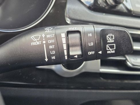 Used 2021 Kia Seltos SX image 48