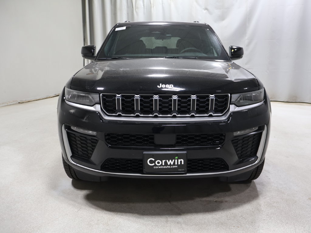 New 2027 Jeep Grand Cherokee Limited AWD/4WD image 2