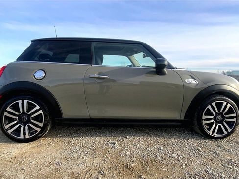 Used 2020 MINI Cooper S w/ Premium Package image 4