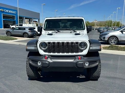 Used 2025 Jeep Wrangler Unlimited Rubicon AWD/4WD image 29