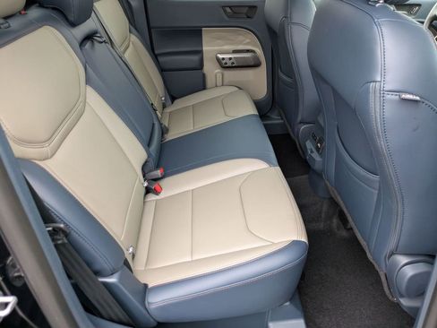 New 2025 Ford Maverick Lariat image 44