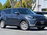 New 2025 Kia Soul LX image 2