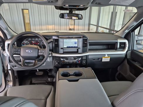 New 2026 Ford F250 XL w/ FX4 Off-Road Package image 20