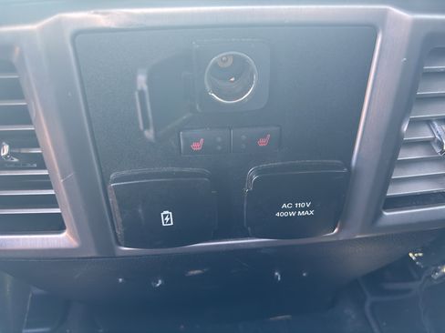 Used 2020 Ford F250 Platinum w/ FX4 Off-Road Package image 17