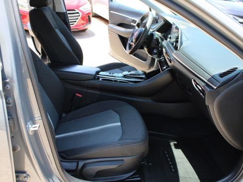 Used 2021 Hyundai Sonata SE FWD image 34