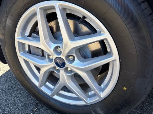 Used 2022 Ford Edge SEL image 10