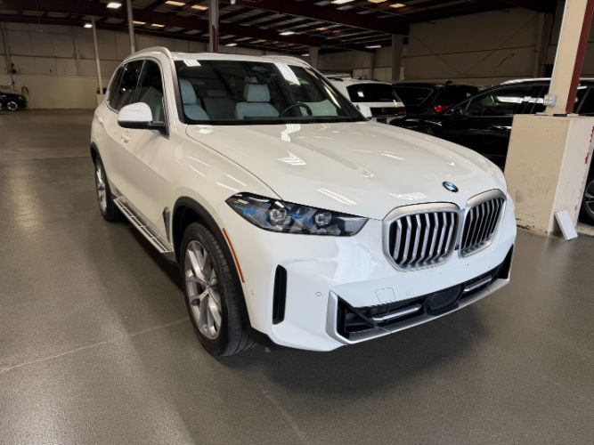Used 2026 BMW X5 xDrive40i AWD/4WD image 6