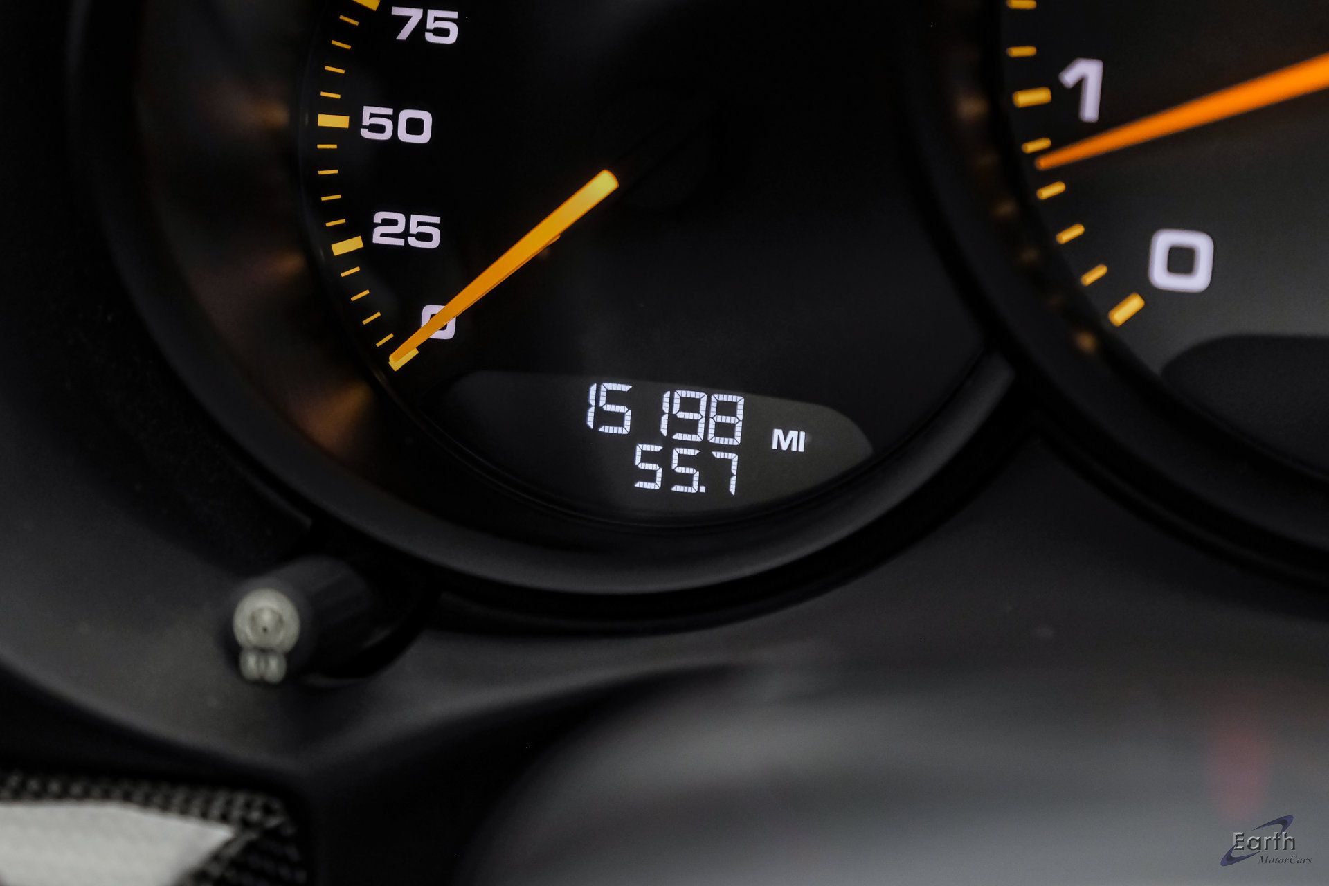 Used 2016 Porsche Cayman GT4 RWD image 86