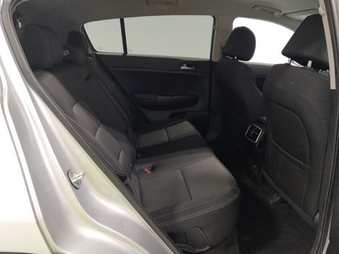 Used 2019 Kia Sportage LX image 19