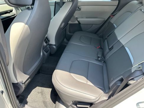 New 2027 Kia Seltos EX w/ EX Panoramic Sunroof Package FWD image 21
