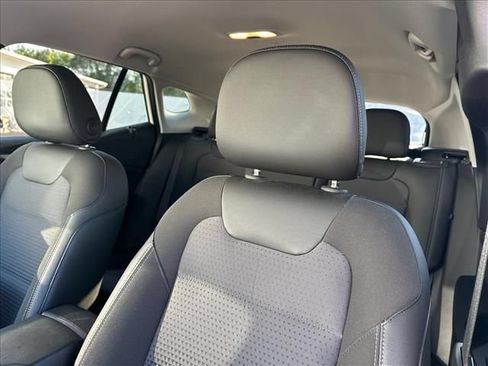 Certified 2025 Chevrolet Trax LT w/ Driver Confidence Package FWD image 22