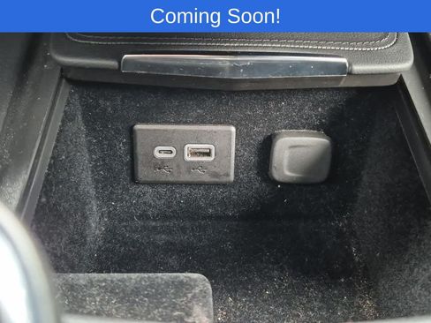 Used 2023 Cadillac XT4 Sport w/ Cold Weather Package AWD/4WD image 31