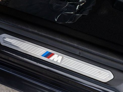 Certified 2025 BMW X4 xDrive30i image 31