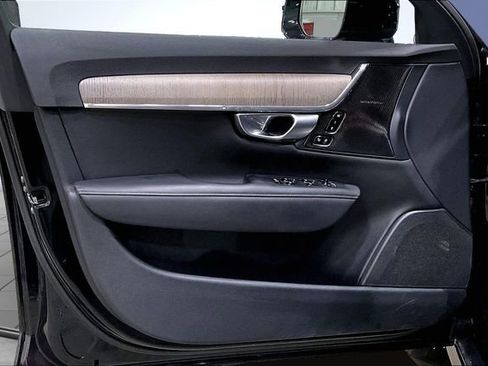 Certified 2024 Volvo V90 B6 Cross Country Plus w/ Climate Package image 24