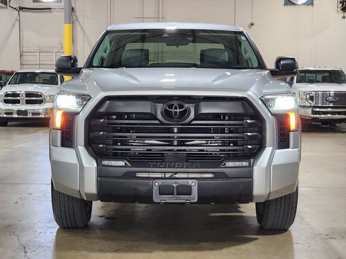 Used 2024 Toyota Tundra SR5 w/ SR5 Premium Package AWD/4WD image 2