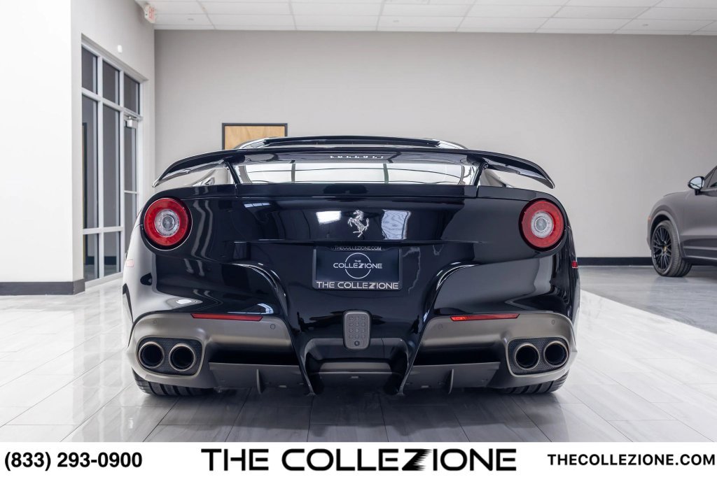 Used 2014 Ferrari F12 Berlinetta RWD image 21