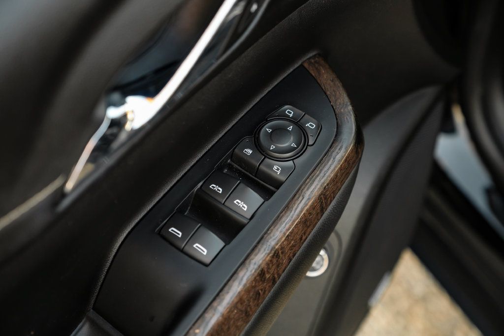 Used 2023 GMC Acadia Denali FWD image 42