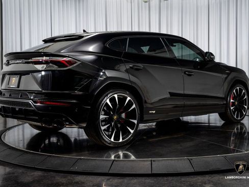 Used 2024 Lamborghini Urus S image 19