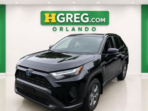 Used 2023 Toyota RAV4 XLE w/ Convenience Package AWD/4WD image 4