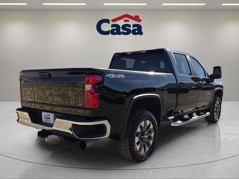 Used 2023 Chevrolet Silverado 2500 LT image 3