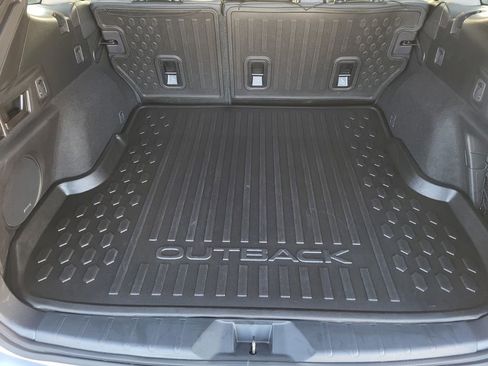 Certified 2025 Subaru Outback Onyx Edition image 11