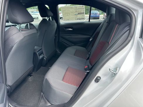 Used 2026 Toyota Corolla SE w/ SE Package FWD image 17