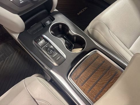 Used 2019 Acura MDX SH-AWD w/ Technology Package image 13