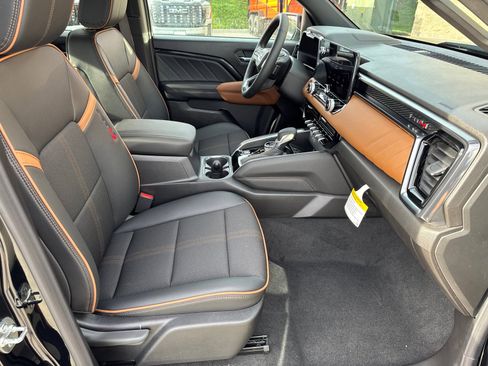 New 2026 GMC Canyon AT4 image 16