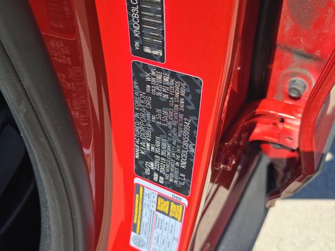 Used 2022 Kia Niro LXS image 33