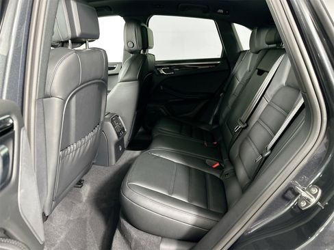 New 2026 Porsche Macan image 26