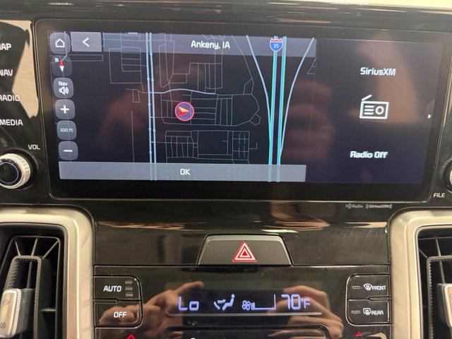Used 2023 Kia Sorento S w/ Panoramic Sunroof Package AWD/4WD image 12