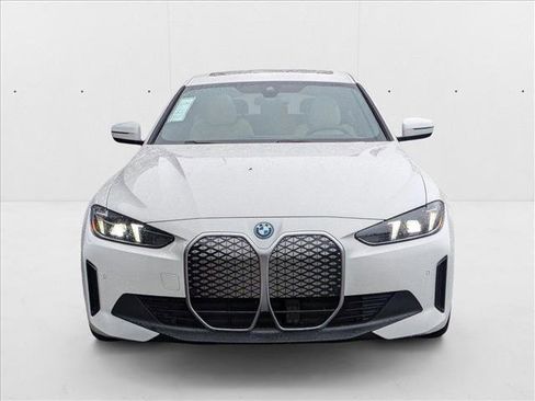 Used 2025 BMW i4 xDrive40i w/ Premium Package image 5