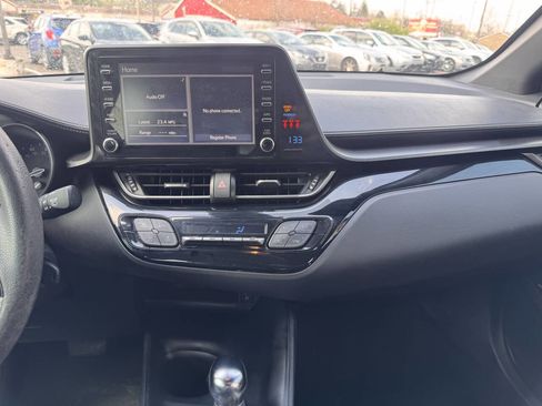 Used 2019 Toyota C-HR LE image 16