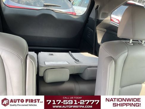 Used 2018 Honda Odyssey Elite image 11