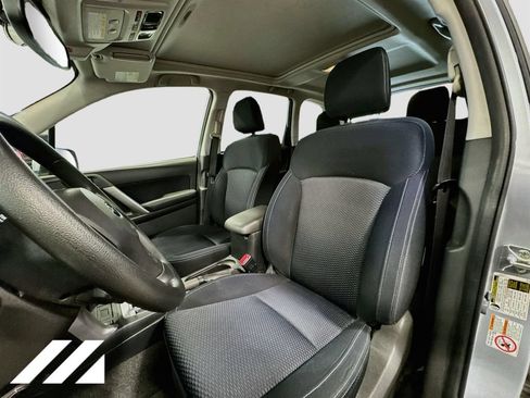 Used 2016 Subaru Forester 2.5i Premium AWD/4WD image 23