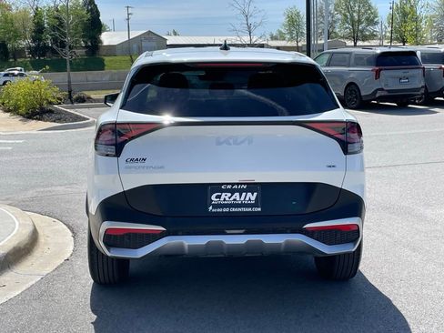 Certified 2024 Kia Sportage LX AWD/4WD image 6