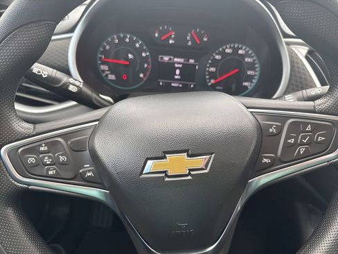 Used 2024 Chevrolet Malibu LT image 14
