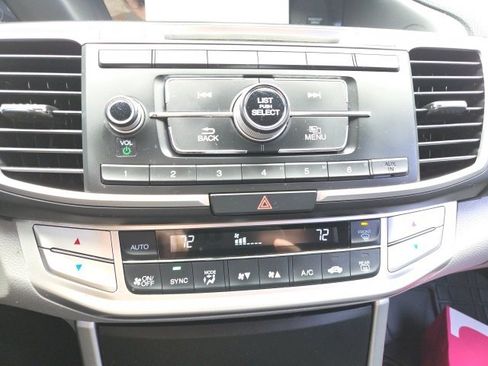 Used 2015 Honda Accord LX image 10